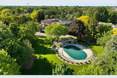 4545 W Pine Street #F, Appleton, WI 54914 - Photo 6