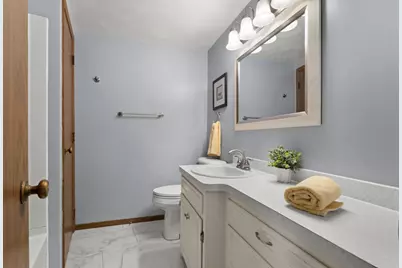 4545 W Pine Street #F, Appleton, WI 54914 - Photo 30
