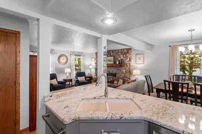 500 E Eagle Terrace, Green Bay, WI 54313 - Photo 16