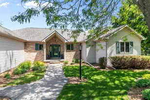 N2678 Glockenspiel Ln, Appleton, WI 54913 - Photo 2