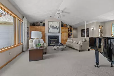 N2678 Glockenspiel Lane, Appleton, WI 54913 - Photo 10
