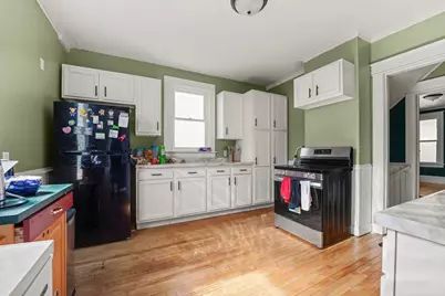 310 Broad Street, Oshkosh, WI 54901 - Photo 10