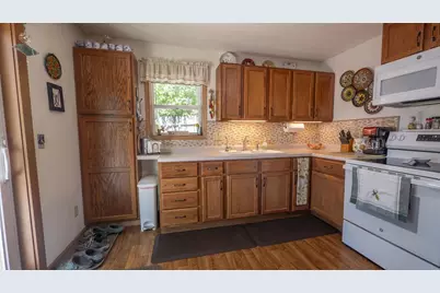 N2427 Linden Point Road, Weyauwega, WI 54983 - Photo 8