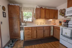 N2427 Linden Point Rd, Weyauwega, WI 54983 - Photo 8