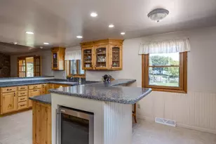 5170 Killdeer Ln, Oshkosh, WI 54901 - Photo 10