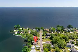 2432 Hickory Ln, Oshkosh, WI 54901 - Photo 36