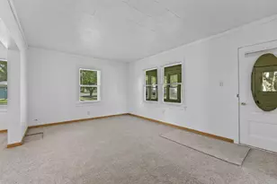 99 N Bell St, Fond du Lac, WI 54935 - Photo 10