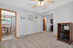 N8897 S Coop Rd, Menasha, WI 54952 - Photo 10
