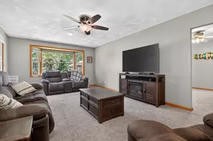 N8897 S Coop Rd, Menasha, WI 54952 - Photo 12
