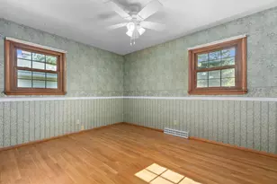 617 Marcella Ave, Combined Locks, WI 54113 - Photo 16