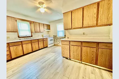 1020 S Smalley Street, Shawano, WI 54166 - Photo 8