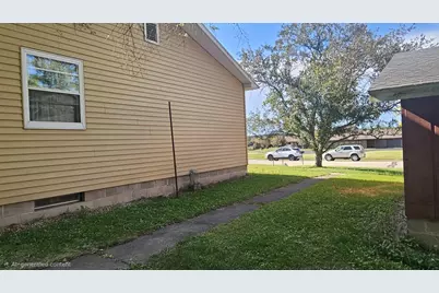 292 E Berlin Street, Berlin, WI 54923 - Photo 8