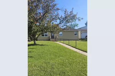 292 E Berlin Street, Berlin, WI 54923 - Photo 4