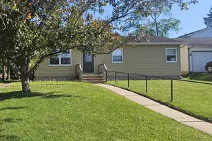 292 E Berlin St, Berlin, WI 54923 - Photo 4