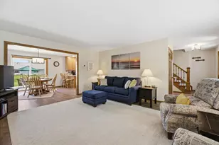 N124 Barberry Ln, Appleton, WI 54915 - Photo 4