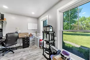 2004 Ledgeview Rd, De Pere, WI 54115 - Photo 18