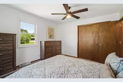 2331 Springville Drive, Plover, WI 54467 - Photo 14
