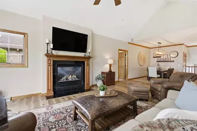 286 E Harbor View Drive, Fond du Lac, WI 54935 - Photo 10