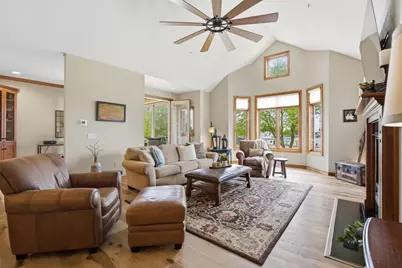 286 E Harbor View Drive, Fond du Lac, WI 54935 - Photo 8
