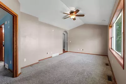 2110 Center Street, Green Bay, WI 54304 - Photo 14