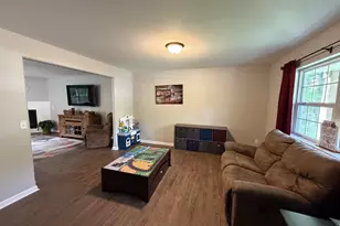 530 Woodland Cir, Waupaca, WI 54981 - Photo 16