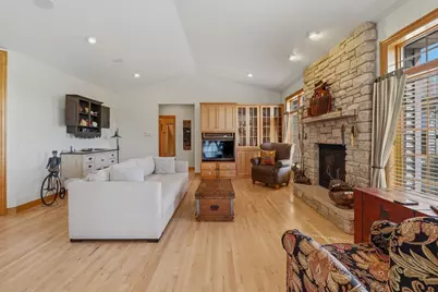 1229 Winchester Avenue, Fond du Lac, WI 54935 - Photo 2