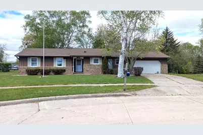 4250 Rock Court, Manitowoc, WI 54220 - Photo 1