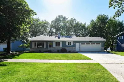 1006 Martin Avenue, Fond du Lac, WI 54935 - Photo 1