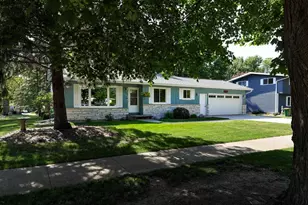 1006 Martin Ave, Fond du Lac, WI 54935 - Photo 4