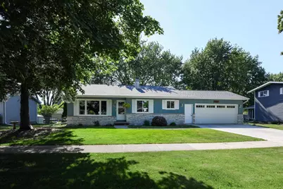 1006 Martin Avenue, Fond du Lac, WI 54935 - Photo 2