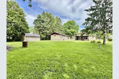 4631 Melody Lane, Oshkosh, WI 54904 - Photo 8