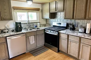 4631 Melody Ln, Oshkosh, WI 54904 - Photo 14