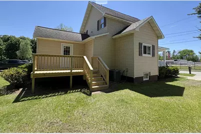 160 Washburn Avenue, Oconto, WI 54153 - Photo 6