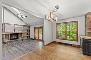 2752 Woodland Hills Ct, Green Bay, WI 54311 - Photo 14