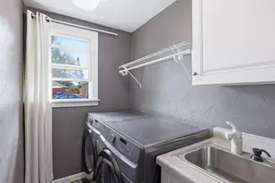 1420 N Owaissa St, Appleton, WI 54911 - Photo 12