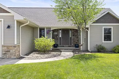 W7133 Englewood Drive, Greenville, WI 54942 - Photo 2