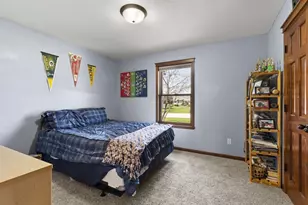 W7133 Englewood Dr, Greenville, WI 54942 - Photo 8