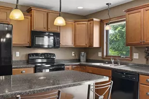 W7133 Englewood Dr, Greenville, WI 54942 - Photo 18