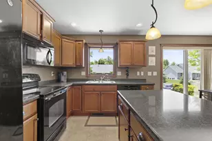 W7133 Englewood Dr, Greenville, WI 54942 - Photo 16