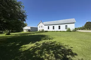 2897 Co Rd A, Oconto, WI 54153 - Photo 8