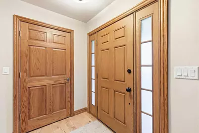3296 Pioneer Drive, Green Bay, WI 54313 - Photo 6