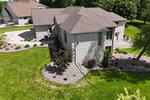 115 Sunrise Ct, Bonduel, WI 54107 - Photo 8
