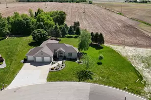 115 Sunrise Ct, Bonduel, WI 54107 - Photo 4