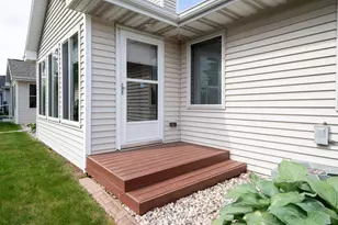 485 W Packer Ave, Oshkosh, WI 54901 - Photo 30