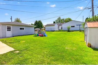 443 Woodlawn Court, Combined Locks, WI 54113 - Photo 40
