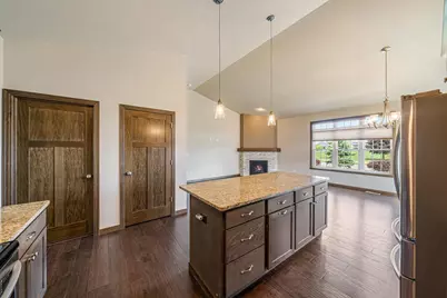 3758 N Wayside Lane, Appleton, WI 54913 - Photo 8