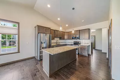 3758 N Wayside Lane, Appleton, WI 54913 - Photo 4