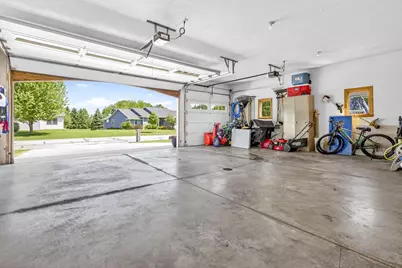 1795 Gateway Meadows Lane, Neenah, WI 54956 - Photo 40
