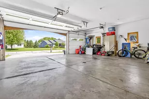1795 Gateway Meadows Ln, Neenah, WI 54956 - Photo 40