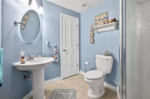 1795 Gateway Meadows Ln, Neenah, WI 54956 - Photo 38
